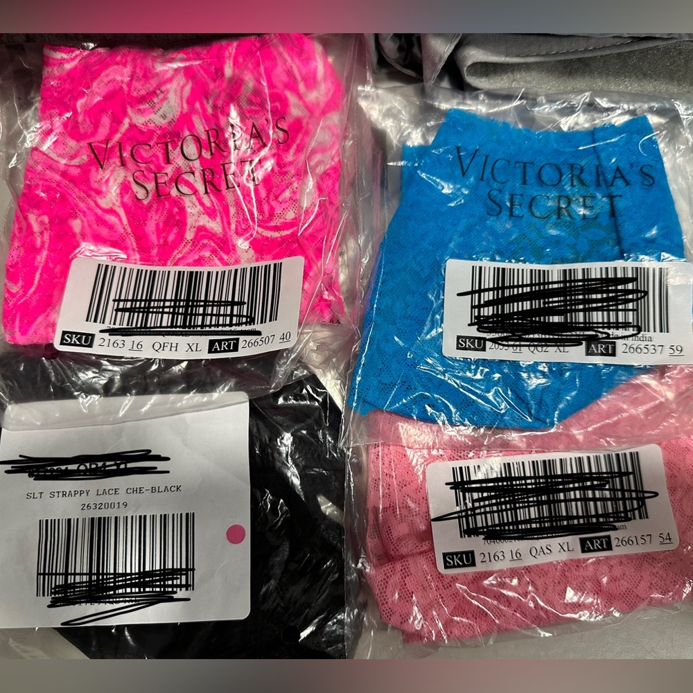 4 XL Victoria’s Secret panties